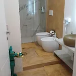 Quarto em Acomodações Particulares Oasi